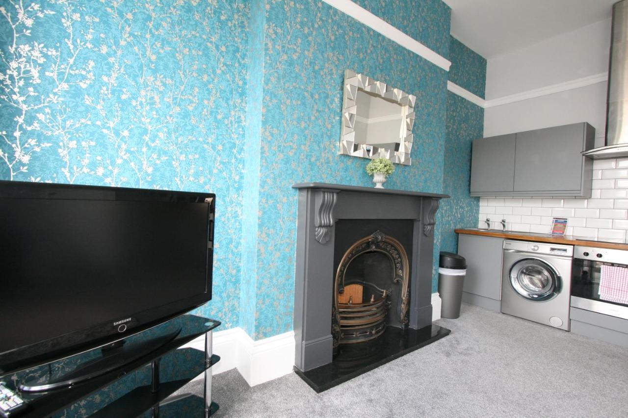 Albion Street Serviced Apartments Cheltenham Bagian luar foto