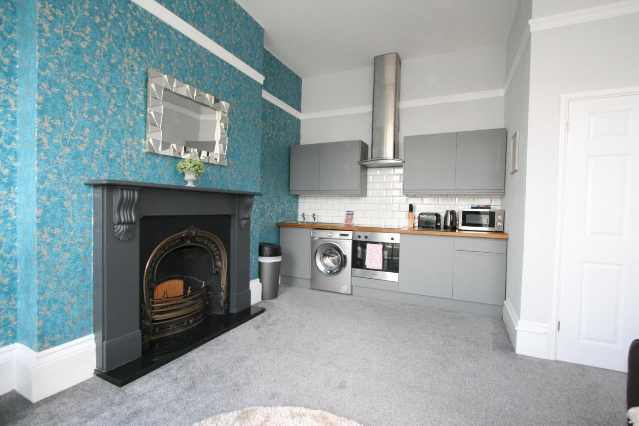 Albion Street Serviced Apartments Cheltenham Bagian luar foto